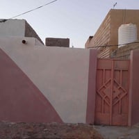 مشتمل للبيع 100بالحولي مقابيل باب الدخول مجمع السلام السكني صاير بين ا...