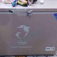 مجمدة جديدة صارلها شهرين للبيع السعر ٢٢٥ وبيها مجال 07735985078