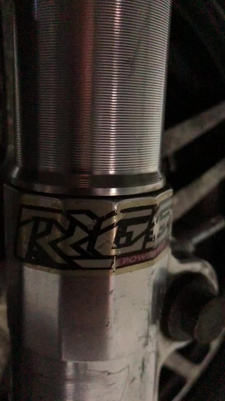 السلام عليكم ثعلب مزود بوشة ٥٨ كلج خلفي رياضي الدراجة هاون يدات بريك يدات سكليتر ويالة نجمة قبق بانزين صدر دبلات خلفية اشاير اربع ولفات سلف رياضي الدراجة كاملة السعر ٨٥٠ وبيهة مجال المكان بغداد مدينة الصدر


**إذا كنت صاحب هذا الإعلان وتريد حذفه لأي سبب، رجاءا أرسل رسالة إلى الدعم الفني**