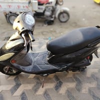 كامكو G4 • كامكو • دراجة نارية • G4 • دراجة كامكو