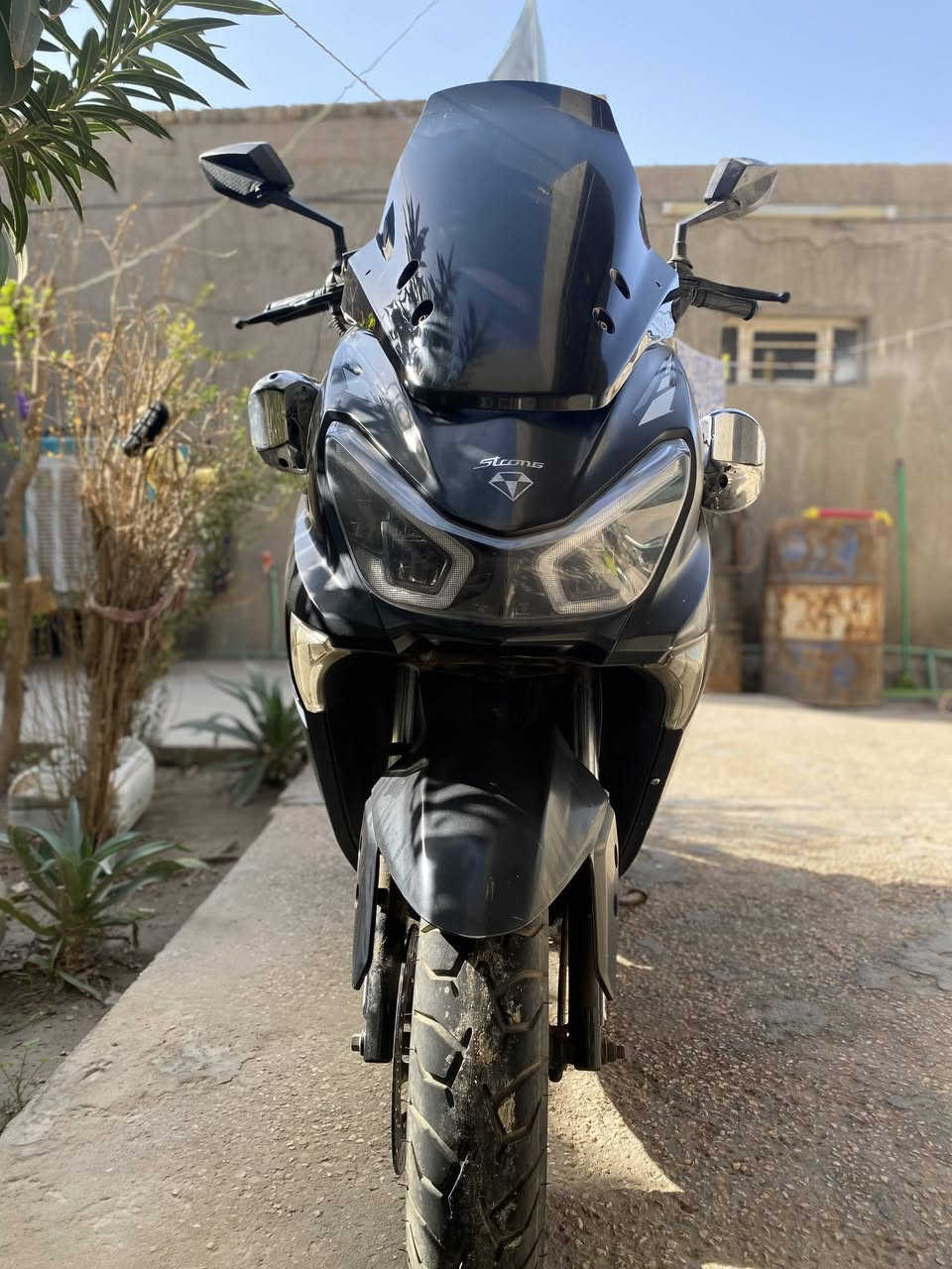 دراجه سترونك للبيع
الدراجه موديل 2023 
الدراجه جديده وكلشي بيها شغال
دراجه واحد ع واحد
نقص بيها بس الهندر  فقط الهندر
الباقي كله شغال 
سعر الدراجه 600 الف  وبيها مجال بسيط للشراي 
مكاني حله /حي العسكري / شارع 30 
***********
