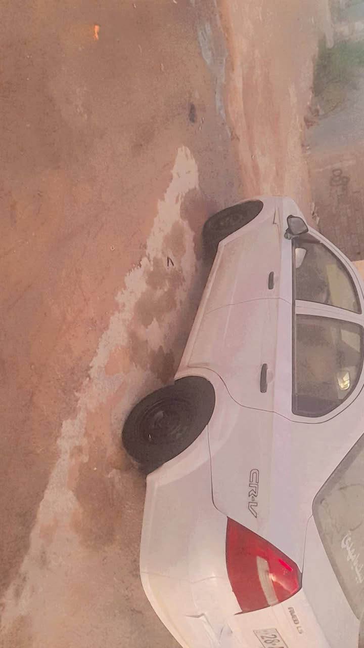سياره للبيع او مراوس رقم نكليزي مداور ثاني يوم مكان نجف الشراي هاذه رقمي وبل خدمه ***********
