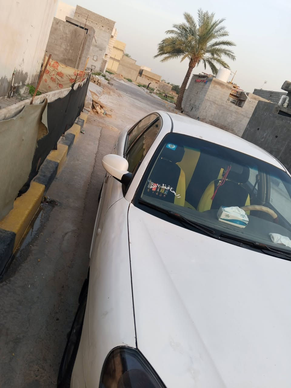 سياره نوبره موديل 2002سياره جاحزه مكينه كير كهربائيات مقفوله لبيع خاص او رقم الهاتف: ***********:***********السعر خاص
