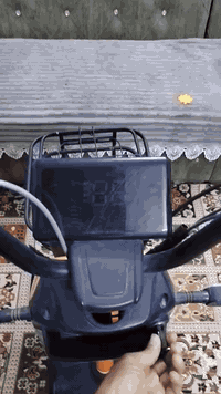 دراجة شحن للبيع الحجم 14 دراجة حلوه العنوان بغداد كفاات العبيدي رقم ٠٧...