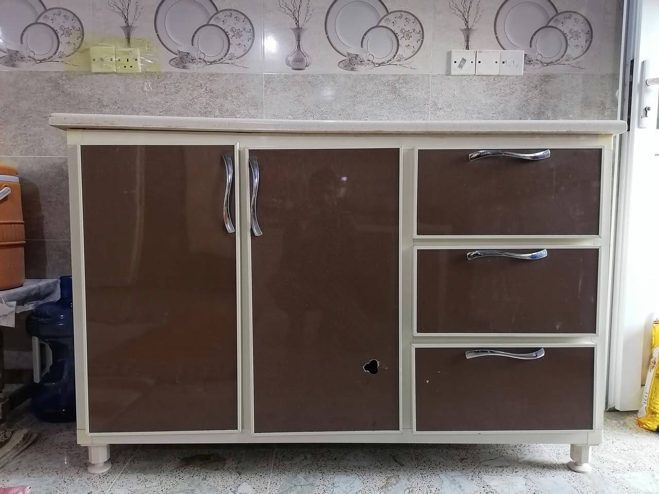 كاونتر للبيع ٣ قطع السعر ١٥٠ للاستفسار ***********
