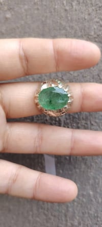 زمرد زامبي • طبيعي • شهادة المنشأ