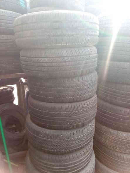 السلام عليكم  مكلف بالنشر فقط 
يوجد تايرات جديده حجم  22.5/80/315 نقشه ناعمه 
22.5/80/315 نقشه خشن
وبسعر مناسب جدا 
 ستدات  سكانية 
ستدات فالفو 
ستدات مان 
ستدات افيكو
ستدات نساف
ستدات مارسدس 
ستدات شفل ٧٠و٨٠ 
ستدات كنتره 
عربانه 
مقطوره 
كما يوجد ماء مقطر 
تايرات مستعمله جميع الأحجام 
يوجد حجم 12
13
14
15
16
17
18
وبسعر مناسب جدا 
العنوان مقابيل جامع حجي ظاهر جيران بشار الغرب 
***********
