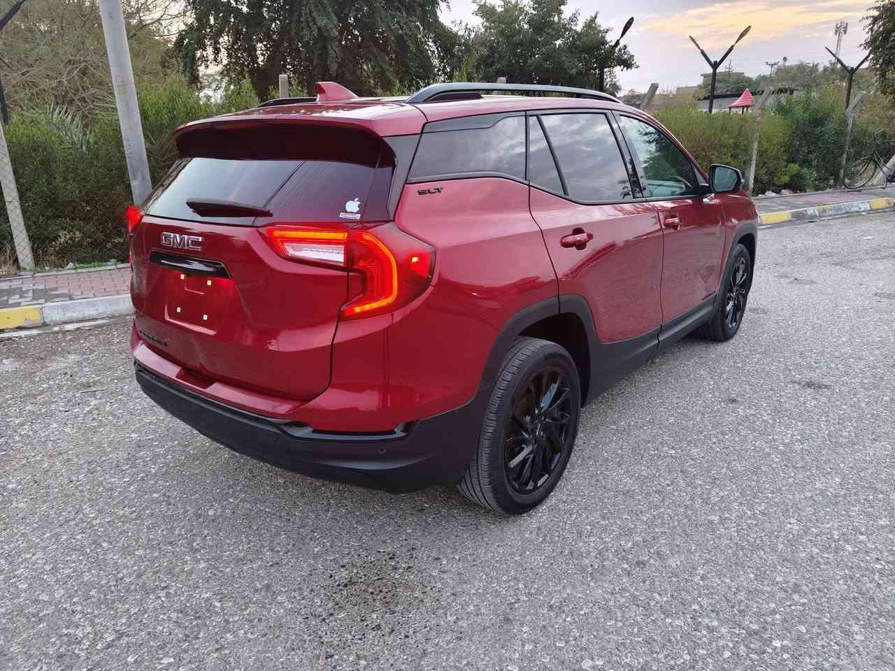 2024 GMC Terrain Slt
جمسي تيران 2024
سعر 167 بلاش 🔥🔥🔥 
مواصفات SLT فول ✈️✈️✈️
🔴 شاشه ايبات تدعم نضام اندرويد 
🔴 بصمه تشغيل بصمه ابواب تشغيل عن بعد 
🔴 مقاعد كهرباء و و جلد و تدفئه 
🔴 اتو ستوپ  و نضام پاركنك
🔴 تحكم ستيرن جهتين 
🔴 صندوق شفط كهرباء 
🔴تبريد قطعتين 
🔴 داته شو 
🔴 ليد نهاري و لايت 3 عدسات
🔴 كوشن غزن 
🔴داخل فورميكا
🔴 4 كامرات 
🔴 حساس امام و خلفي 
🔴 رادارات امام و خلفي و جوانب 
🔴 توقف ذاتي و قياده ذاتيه
🔴 ستيرن تدفئه 
🔴 نضام منحدرات
 ............................................................................
🔴 حادث سيارة جاملغ امام واحد صبغ فقط 
🔴 ارباك استيرن و برده طاك راجع بلادي شركه 
🔴 دزلي رساله واتساب ادزلك صور حادث و فيديو للسياره 
🔴 سياره بدون رقم يترقم سليماني اربيل دهوك شرط ترقيم ويا مده 60 يوم للترقيم تكلفه رقم 15 ورقه 
🔴 مكان سياره كركوك 
🔴 للاتصال ***********
