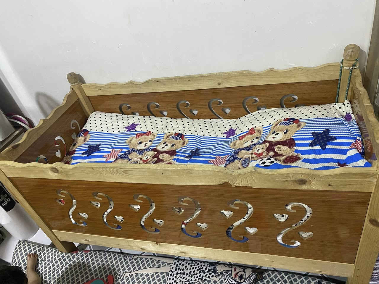 السلام عليكم جربايه طفل للبيع الله شاهد اي ضرر مابيها جديده ونظيفه مستخدمه 5اشهر هيه والدوشك مالتها ب 50 لحد عمر 5سنوات تكفي متر ب متر ونص طولها


**إذا كنت صاحب هذا الإعلان وتريد حذفه لأي سبب، رجاءا أرسل رسالة إلى الدعم الفني**