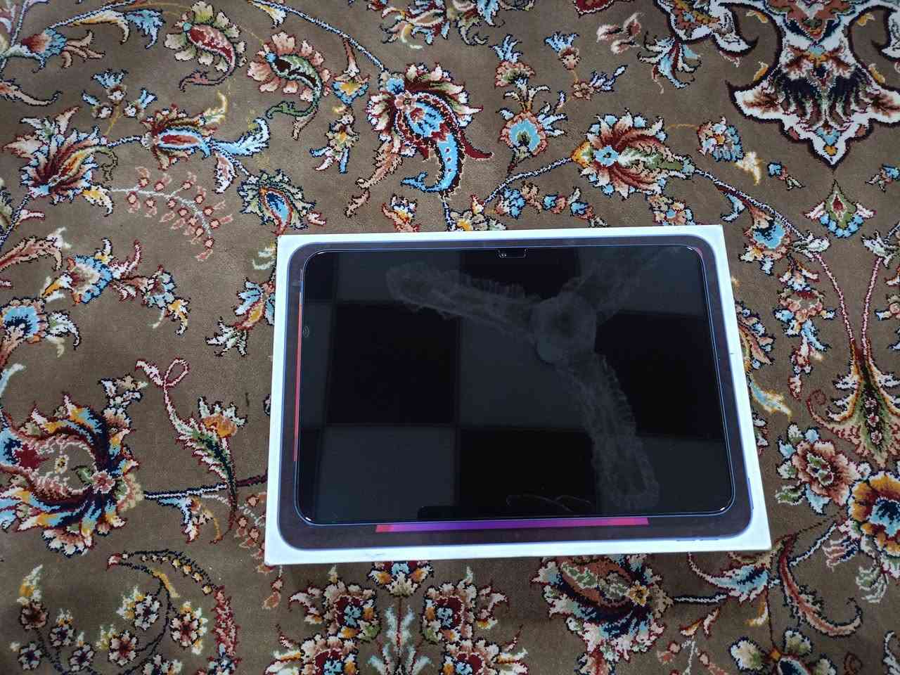 G Tab10 
ذاكره 128 
رام 4+4 
بطاريه 6580
معالج 2 
كاميره امامي 8 
خلفي 5 
الاسفسار عن السعر اتصل عل *********** 
***********
