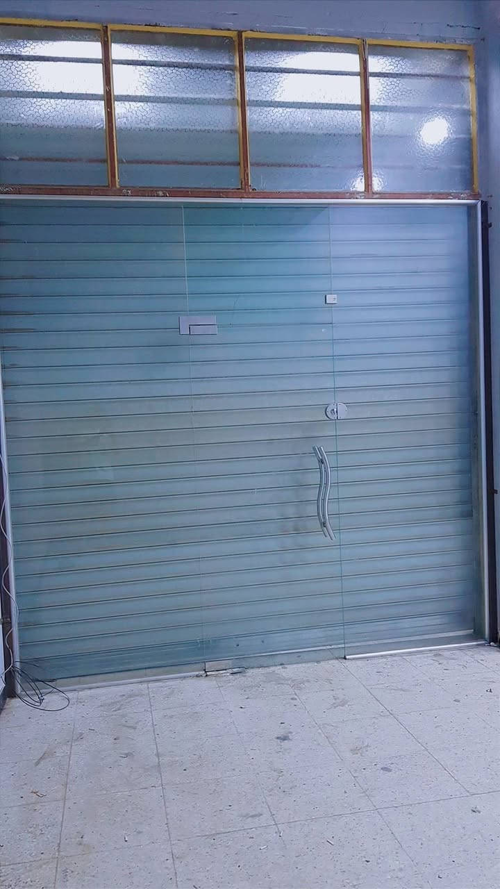جام خانه 10 ملم للبيع
ارتفاع  3 متر 
عرض 3 متر 
سعر ب 350 وبيه مجال 
جام جاهز  بس تجي تنقله وتشد 
مكاني ديوانيه


**إذا كنت صاحب هذا الإعلان وتريد حذفه لأي سبب، رجاءا أرسل رسالة إلى الدعم الفني**