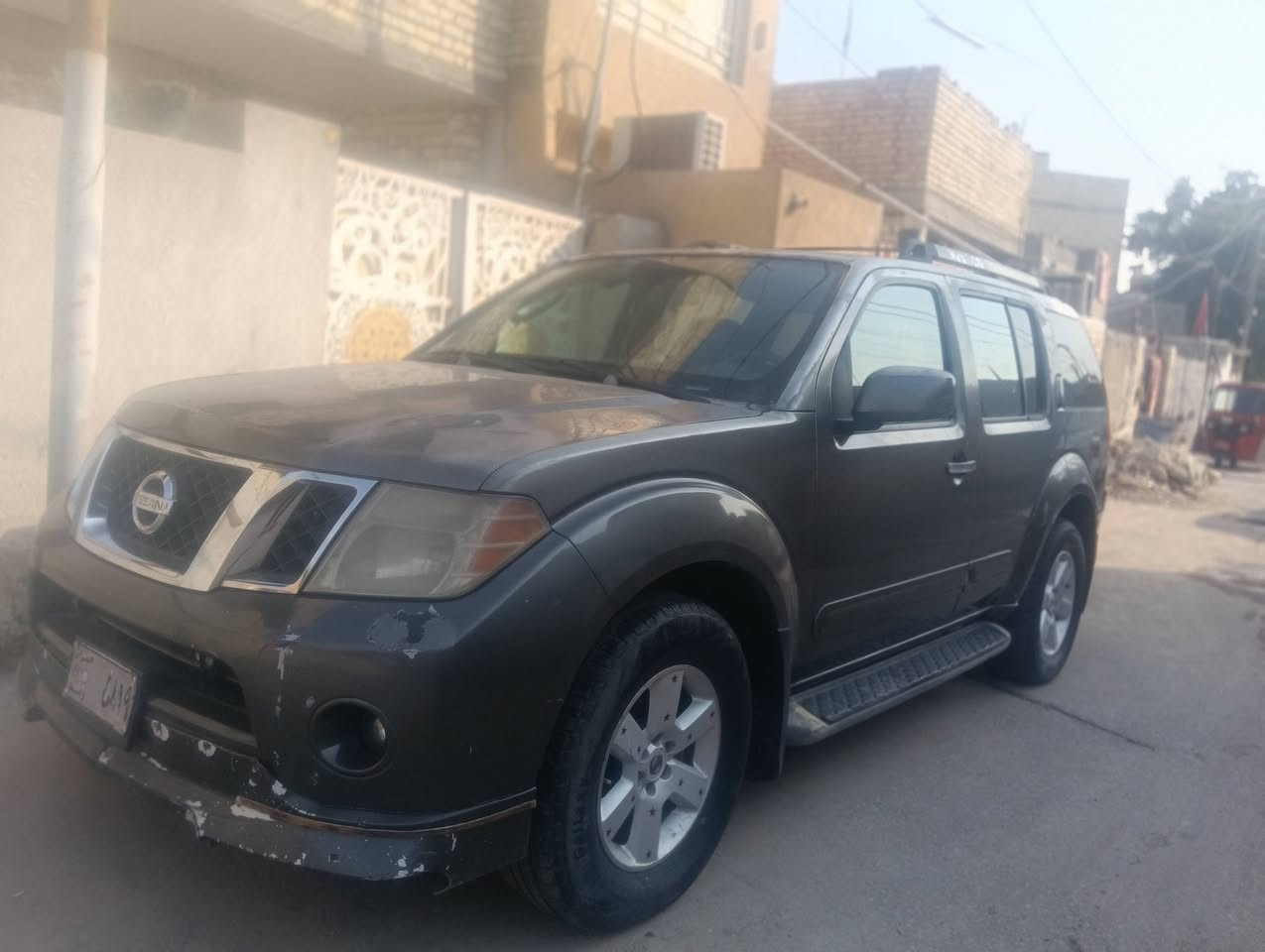 نيسان بافندر 2008
عائلية سبعة راكب 

محرك 4000 گير رياضي  خير من الله 

تبريد ثلج . ثلثة قطع تبريد 

تحكم استيرن جهتين شغال 

مثبت سرعة

مانع انزلاف

كشن كهربائي 

مري كهربائي 

باب الجنطة شفط

كامرة وشاشة عطلاة ابلادي 

سيارة جاهزة مكانها بغداد  رقمها كوت باسم صديقي شرط التحويل بيع او مراوس حسب القناعة

التخدمة السيارة .  السيارة وصاحبها بخدمته سعرها حيل مناسب ***********
