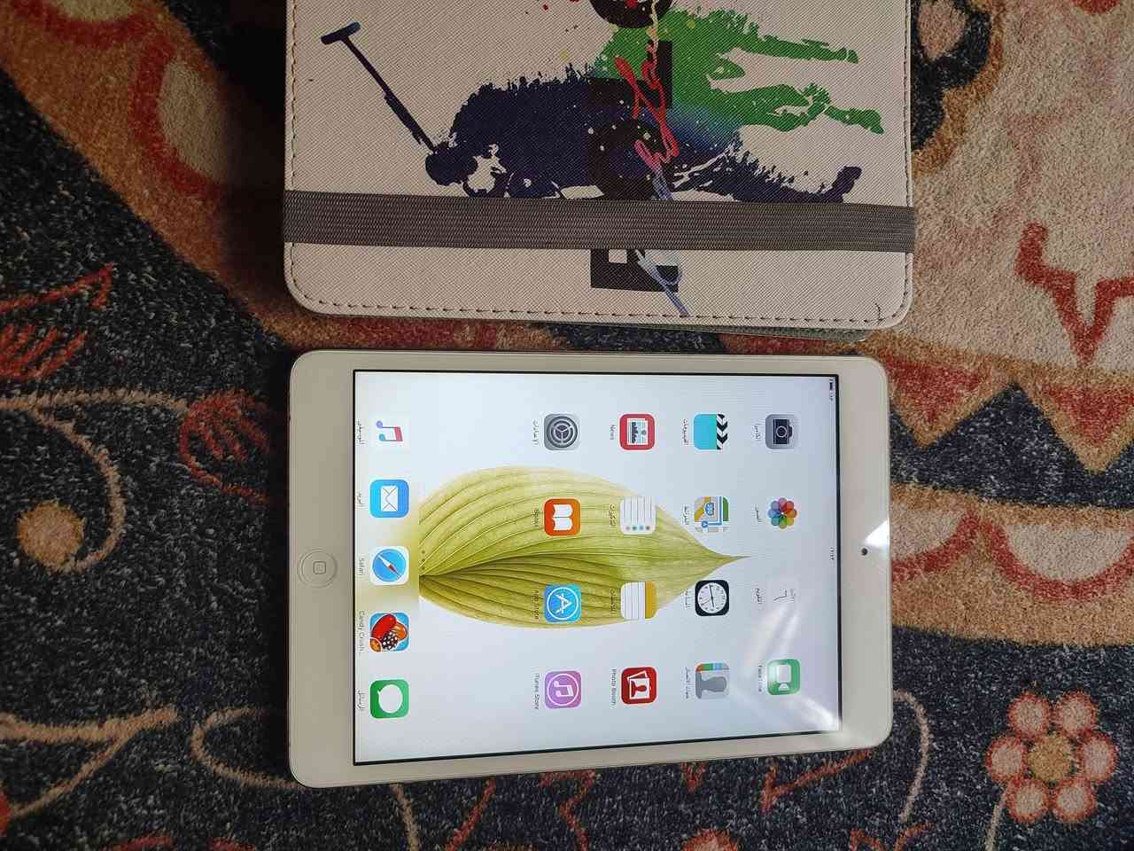 ايباد ابل بي العاب نضيف كلش 60الف ***********
