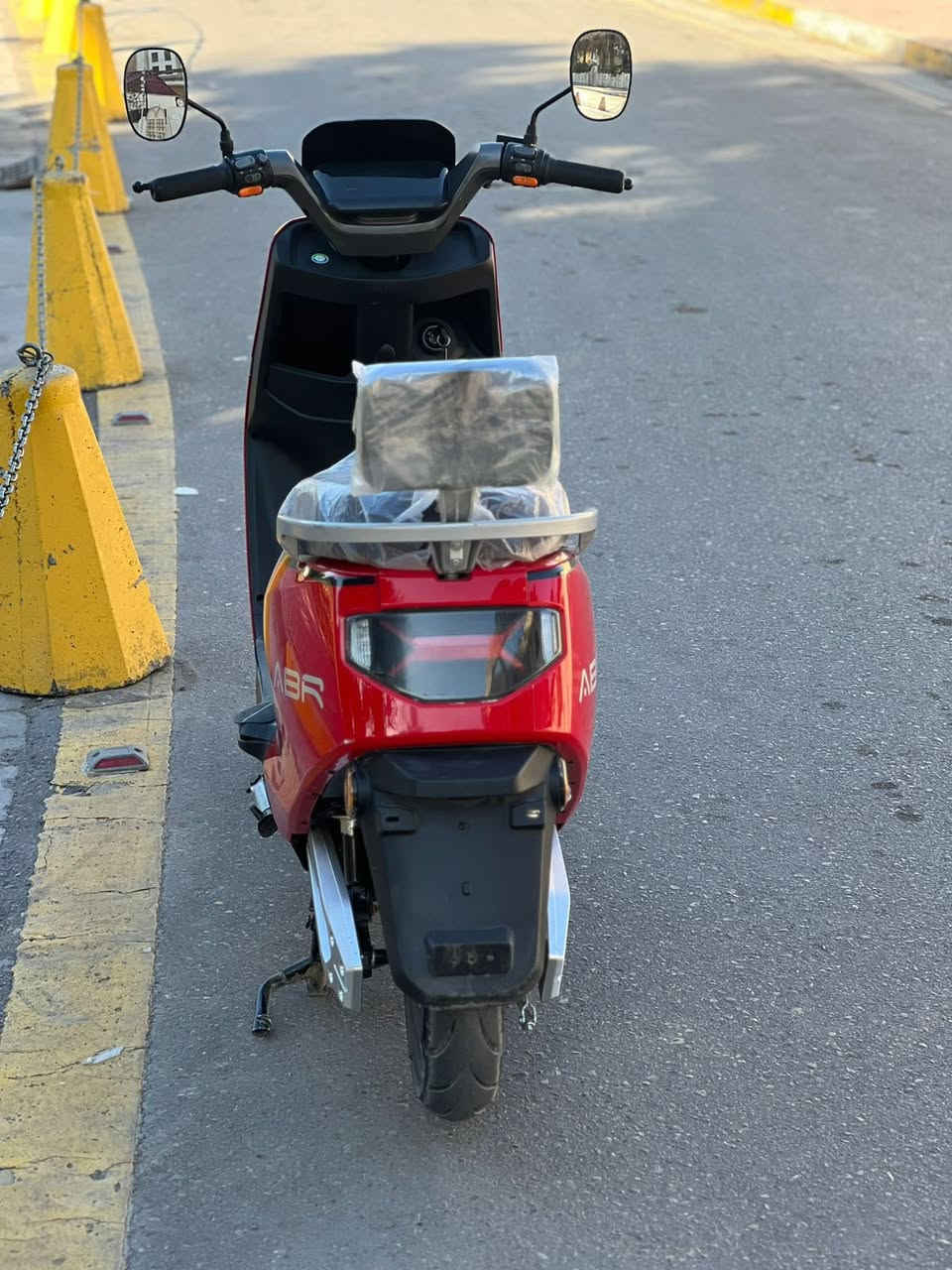 السلام عليكم دراجة فول مواصفات زيرو ٦بطاريات كبار 
 دراجة زيرو وصل الشراء موجودة سعرها ٧٥٠ قفل مكاني 
بغداد حي العامل رقمي ***********
