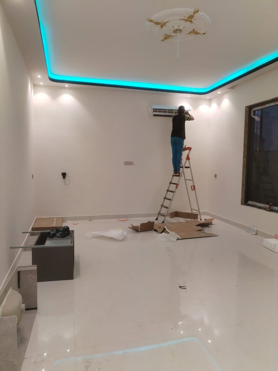 ❄️ إذا تريد تبريد حقيقي وشغل يطول سنين… اختار الخبرة مو السعر فقط ❄️
☎️***********📞
كثير من مشاكل السبالت تبدأ من تنصيب غير صحيح، وبعدها يصير ضعف تبريد، صرف كهرباء أعلى، وأعطال متكررة.

🔧 نوفر لكم:
✅ تنصيب سبالت جميع الأنواع والأحجام
✅ سحب فاكيوم بالطريقة الصحيحة
✅ فحص التوصيلات والضغط قبل التشغيل
✅ تمديد نحاس وترتيب المسار بشكل احترافي
✅ صيانة وتنظيف السبالت
✅ شحن غاز وفحص كامل للجهاز
✅ التزام بالمواعيد وشغل نظيف ومرتب

هدفنا مو نكمل الشغل ونمشي…
هدفنا نسلمك سبلت يشتغل بأفضل أداء ويعطيك تبريد ممتاز طول الصيف. ❄️👌

🤍 كما نقدم خدمات مجانية للعوائل المتعففة قدر المستطاع ابتغاءً للأجر.

📞 ***********

📞 للحجز والاستفسار:
***********

❄️ ثقتكم وسام نفتخر بيه، وشغلنا خير دليل علينا. ❄️
🔧 تنصيب • صيانة • تنظيف • شحن غاز • فحص أعطال 🔧
