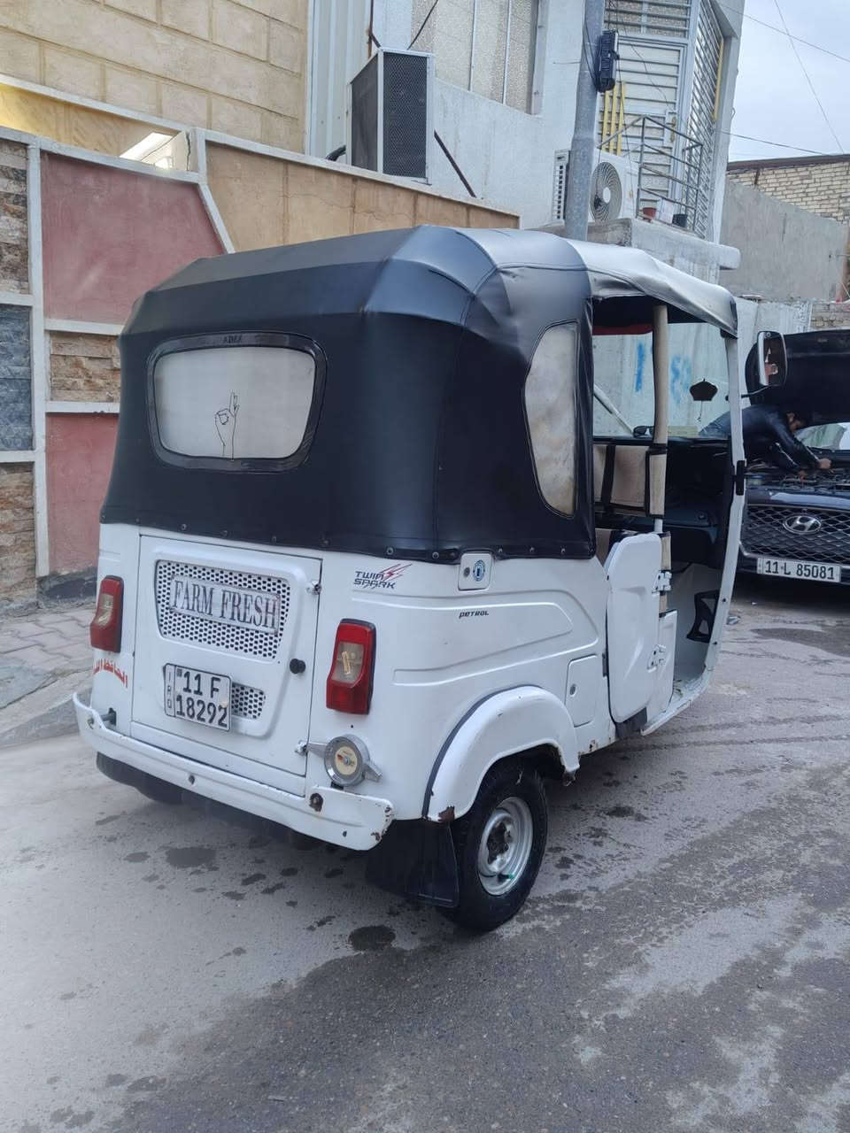 سلام عليكم تكتك لبيع ٢١ نضيفه وخير من الله هاي صوره تكتك مابيه ولا ضربه مكينه مجفته تكتك خير من الله معروضه ب٧ ونص بيه مجال مكان بغداد لحسينيه 
***********
***********
