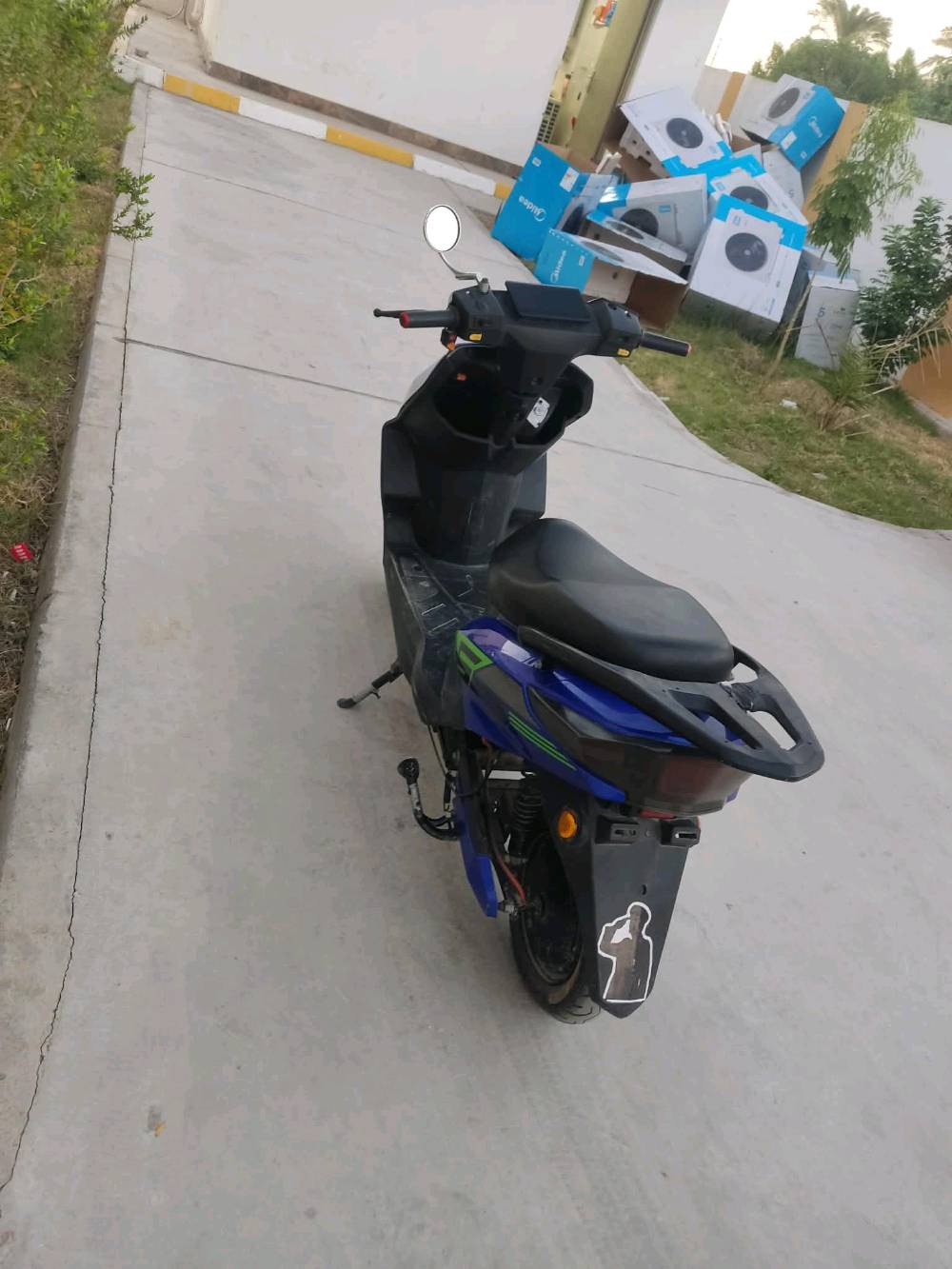 دراجه شحن حلوه ونضيفه 5باتريات
دراجه ما متعوبه
العنوان  حي صدر ثالث قرب مخبز ريحانة بغداد 