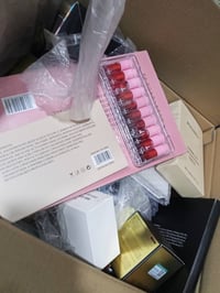 مكياج • ١٣٠ قطعة • توصيل مجاني