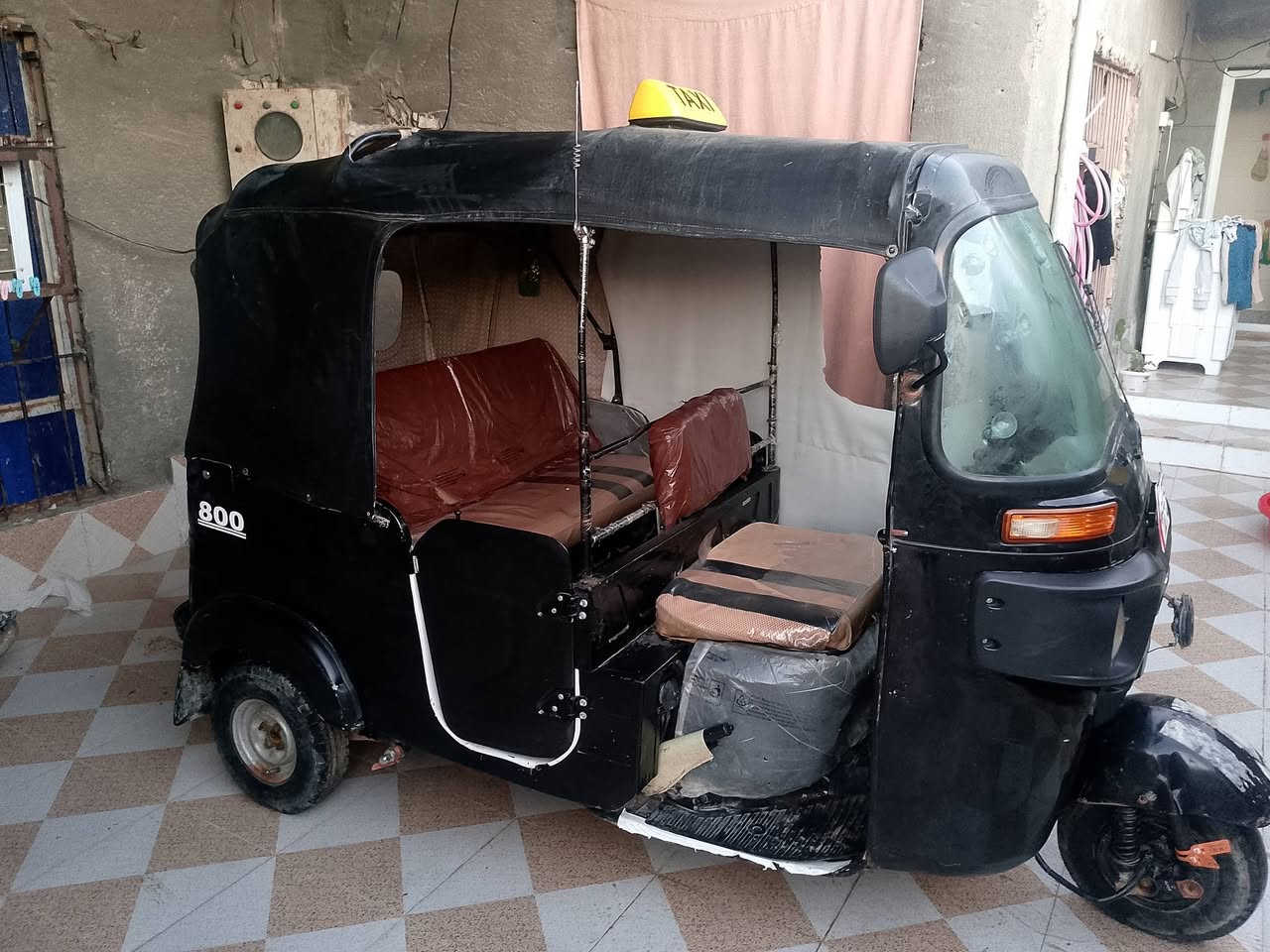 تكتك لبيع عشرين نضيفه رقم نكليزي سعر 6 هاذه رقمي *********** رفاعي
