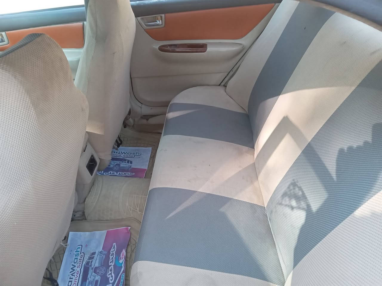 السلام عليكم  بي واي دي f3 موديل 2011 رقم بغداد انكليزي سنويه لل 28 باسمي تحويل ثاني يوم  السعر 42 وبيها مجال  مكاني بغداد  للاتصال ***********
