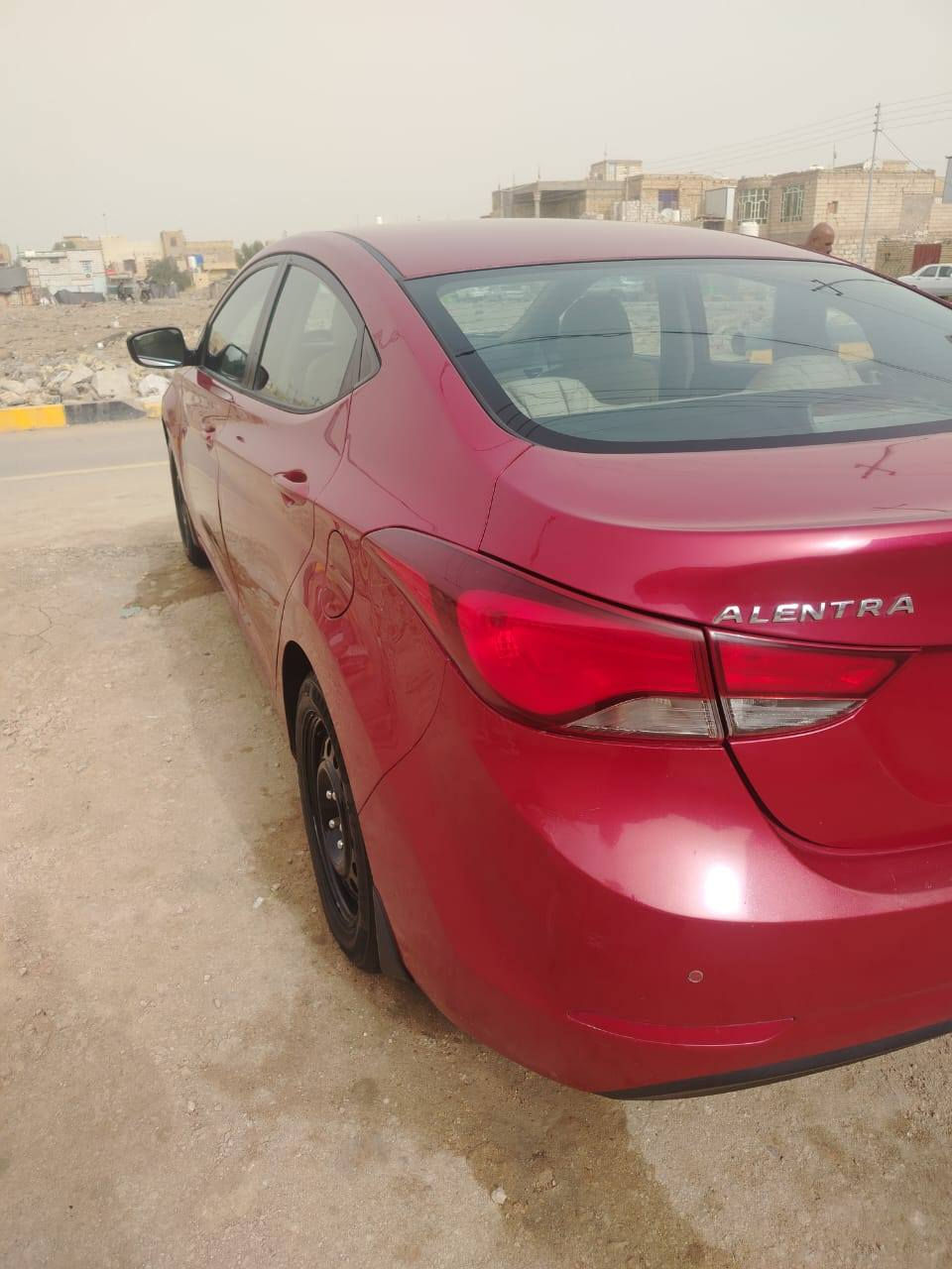 للبيع2015 السياره جاهزه مابيها اي نقص نص فول السعر (140) وبيها مجال العنوان ناصريه سوق الشيوخ،  ***********
