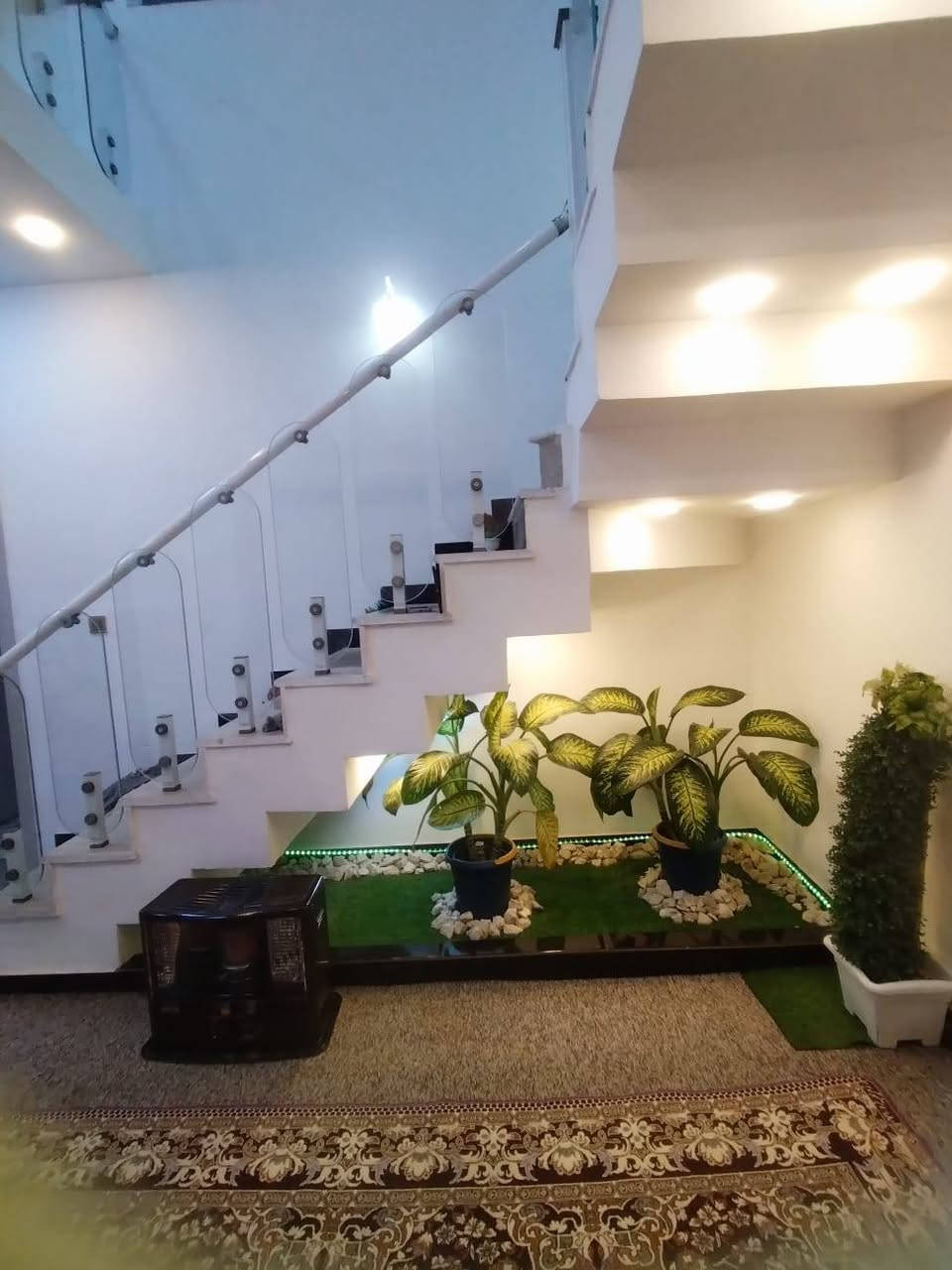 دار للبيع البعيثه السلطان الاول شارع المدارس مساحه 120متر واجهه7,50نزال 16شارع عريض 10خدمات كامله بي ثلاثه غرف نوم الستفسار على هذا الرقم. ***********,,,,,***********
