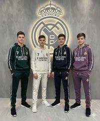 تراكات شتائي ولادي • ١–١٤ سنة • توصيل لجميع المحافظات