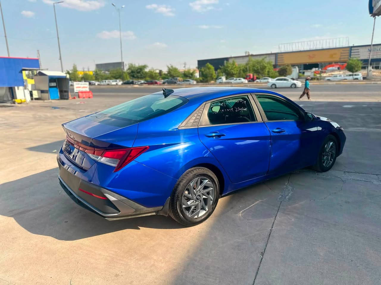 🚘 هونداي إلنترا 2024 | Hyundai Elantra 🚘
✨ السيارة بدون صبغ ✨  ايرباك كلو سليم 
🔹 موديل 2024
🔹 تترقم شمالي
🔹 السعر: 143
🔹 محرك 2.0L
🔹 ناقل حركة أوتوماتيك
🔹 شاشة وسطية
🔹 كاميرا خلفية
🔹 مثبت سرعة
🔹 تحكم بالمقود
🔹 تشغيل بصمة
🔹 أنظمة أمان متطورة
🔹 داخلية مريحة وواسعة
🔹 صرفية وقود اقتصادية ⛽

📞 للاستفسار: ***********
ملاحضه يوجد  عندي كافة انواع السيارات 

📲 رابط الكروب:
انضم إلى كروب السيارات على واتساب https://chat.whatsapp.com/EDt5rlTuPdfCvNySuhJZE1?s=hd&p=i&mlu=0&amv=1
