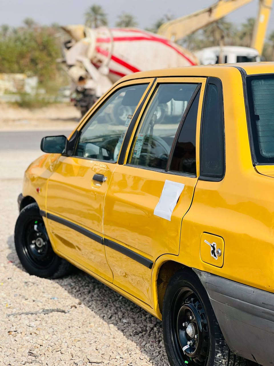 سلام عليكم 
سياره سايبه 2015 سياره جاهزه مابيها اي نقص 
مكان السياره كربلاء الحسينيه 
سعر السياره 32وبيها مجال 

***********
