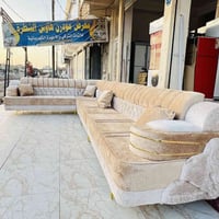 ديوان • حرف L • ١١مقعد