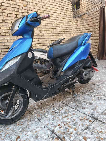 السلام عليكم  ماكس ثعلب دراجه نضيف مكينتها ناعمه مفتوحه أغراض كله أصلي فتح وكال كشر ختم واحد حتى المكينه ختم واحد
سعر ٤٥٠ بيها مجال حك الجيه 
عنوان:بغداد الحرية 
***********
خاص ماكو شراي يخابر
