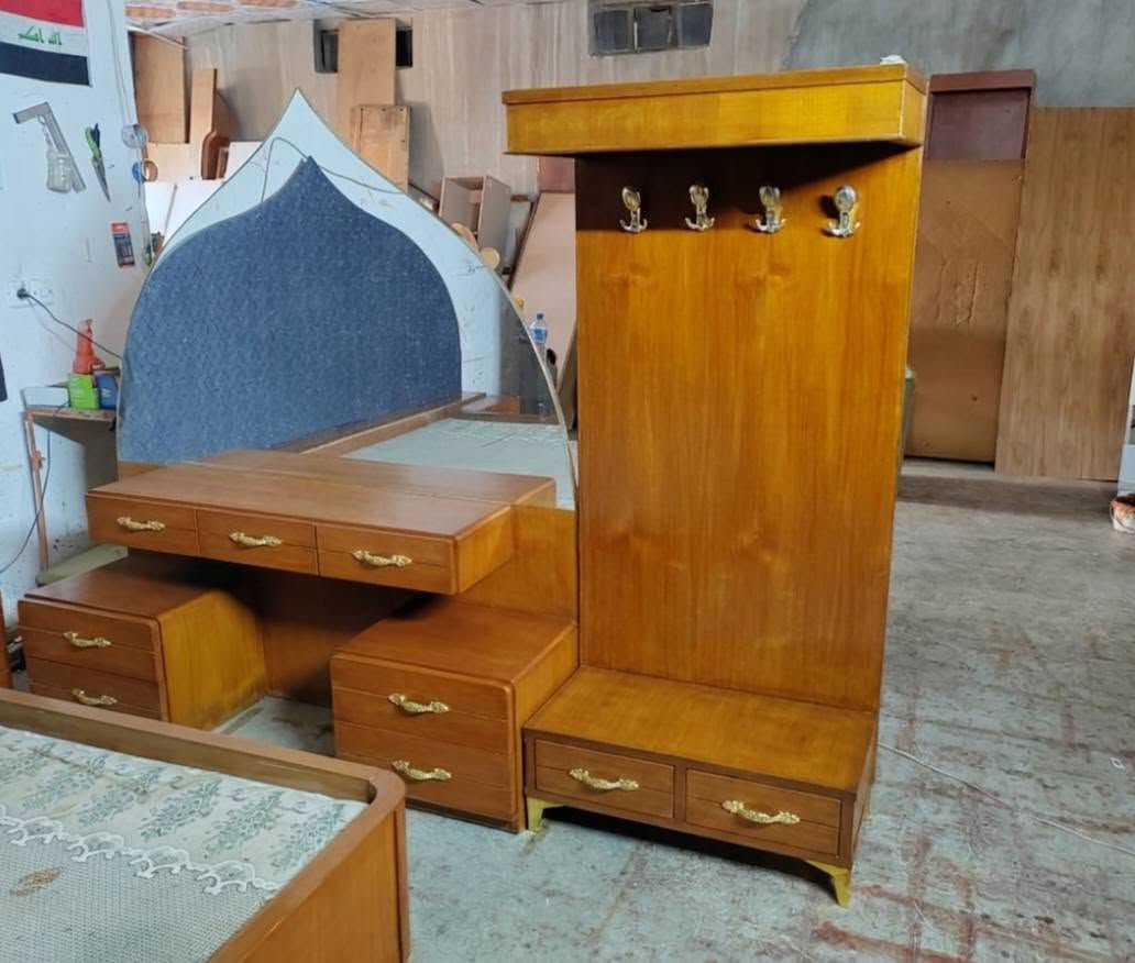 غرفة نوم ست أبواب صاج شغل شكر النجار اي عيب مابيهة غرفه جاهزه السعر 450 ويرهم مراوس والعنده يبيع اشتري الشراي يجي خاص اويتصل برقم ***********مكاني كركوك
