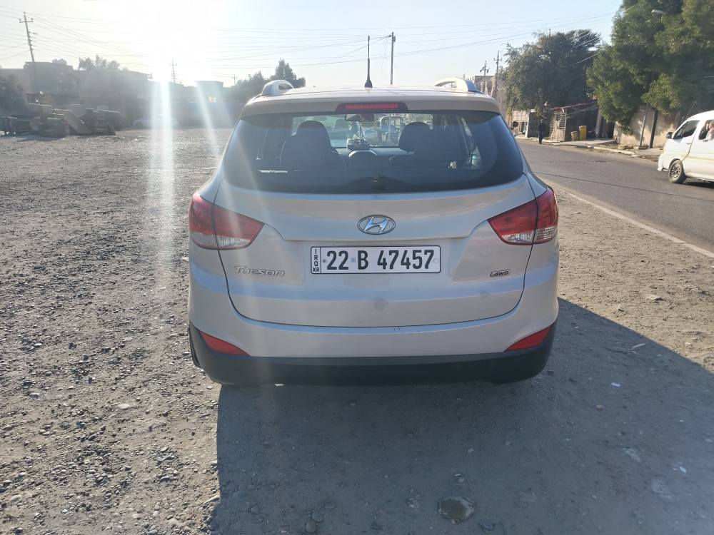 السلام عليكم عندي توسان ٢٠١٥ خليجية مكفوله عدا بارد بهلال الجاملغ الخلفي رايدها ١٤٥ للاتصال *********** بغداد, العراق
