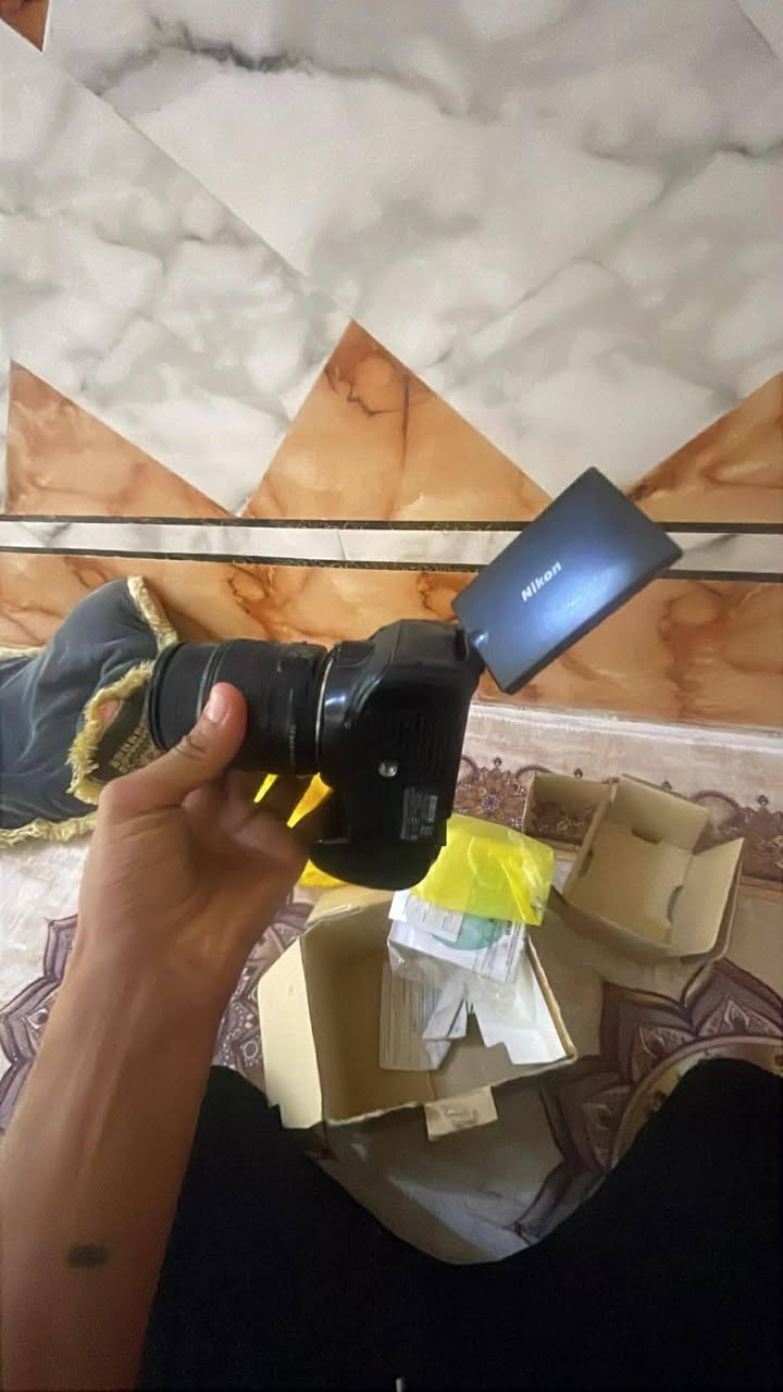 نيكون 5200
رام 
كارتونه مالتها 
شاحنه 
بطاريه 
ناقل صور
 يوجد توصيل لجميع المحافظات


**إذا كنت صاحب هذا الإعلان وتريد حذفه لأي سبب، رجاءا أرسل رسالة إلى الدعم الفني**