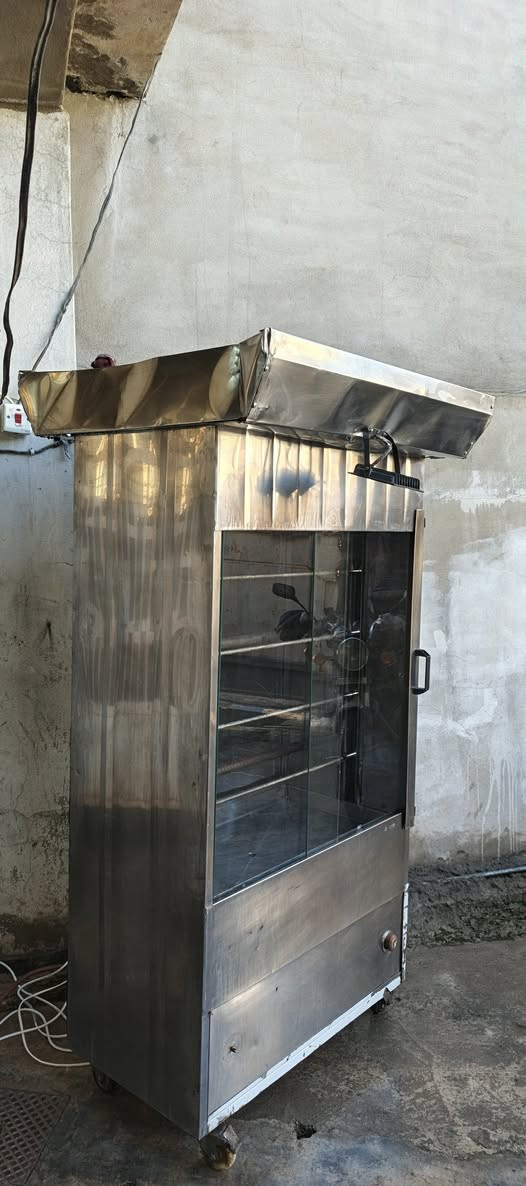 سلام عليكم ورحمة الله وبركاته
بيع مستعجل شواية شرط الشوي ونظيفة اذا موشرط مرجوعه السعر ٣٧٥ ألف الاتصال على الرقم *********** واتساب،
