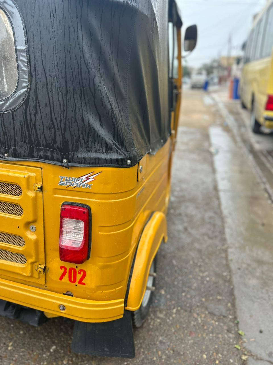 تكتك للبيع موديل 20 شهر5 رقم وسنويه نكليزي تكتك كامله كبل لشارع ربع مذب عليها بيها ضربه بصفحه تكتك تراي مال زيرو محرك اخرس عبالك زيرو اكسل مفول تكتك خير من الله السعر 6100 وبيها مجال المكان بغداد جسر ديالى القديم شارع 70 رقم الهاتف ***********
