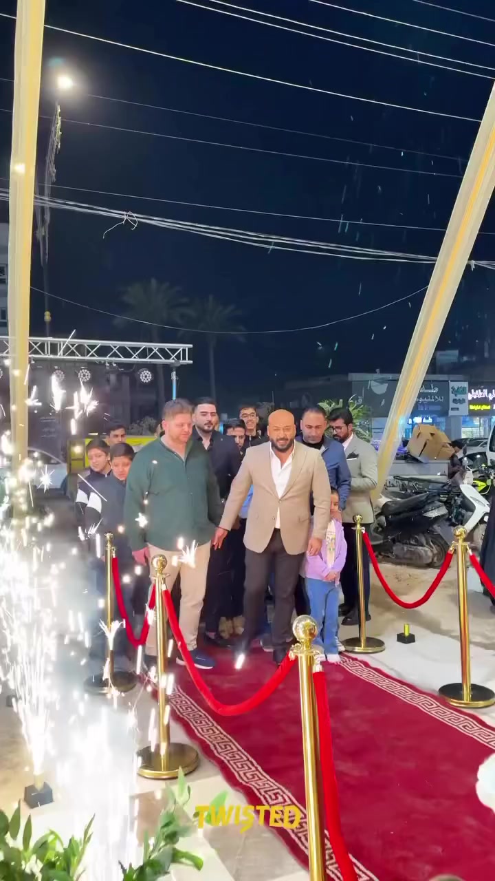 ليلة أفتتاح توستد - Twisted في الحلة اليوم 🔥😍
تبدأ الطلبات يوم غد عبر أرقام المطعم 👇🛵
*********** - ***********

📍الحلة - شارع حي الطيارة - مجاور أزبري
