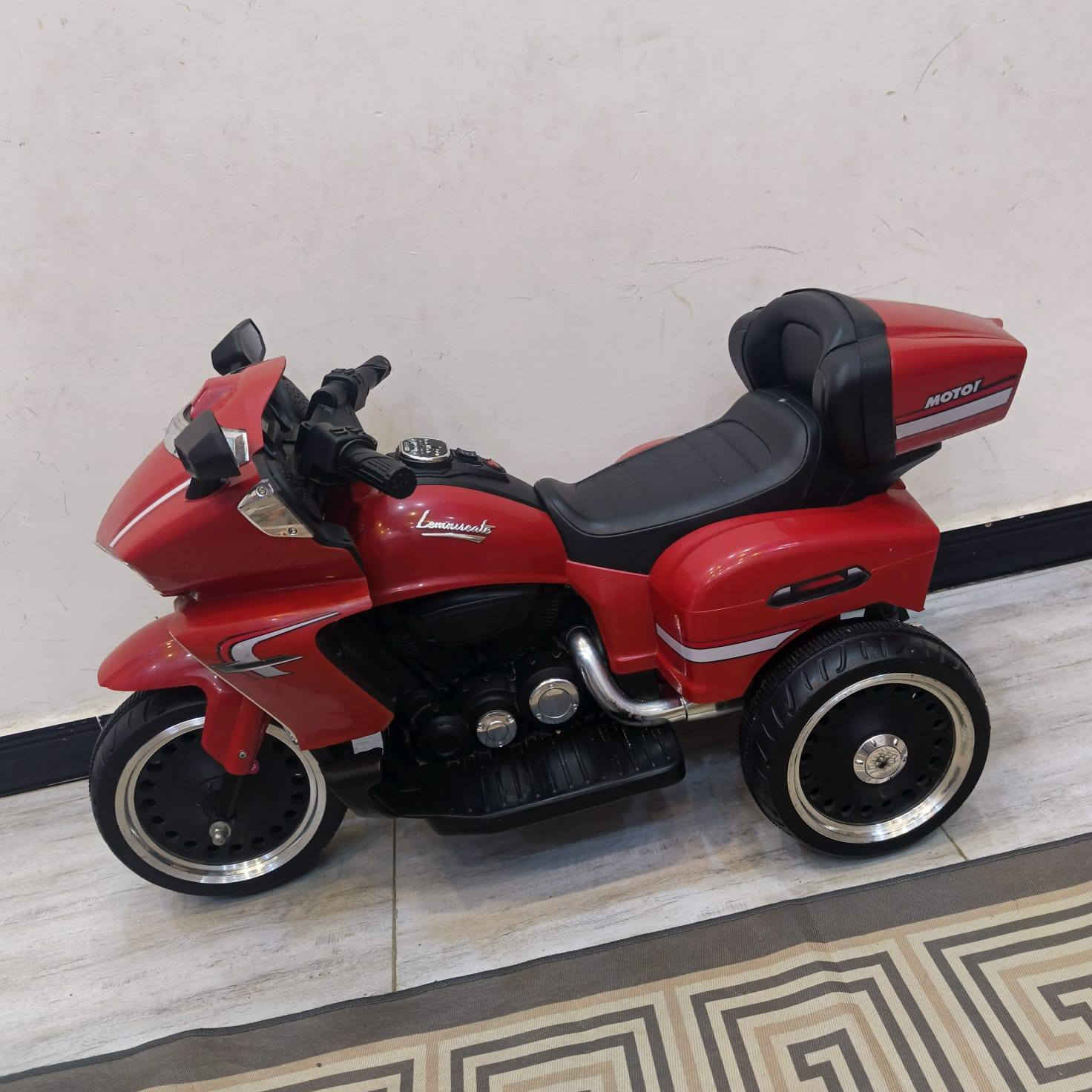 دراجه شحن للبيع تنربط ع بلوتوث نضيفه المكان كوت الجديدة
السعر 100

خاص أو ***********
