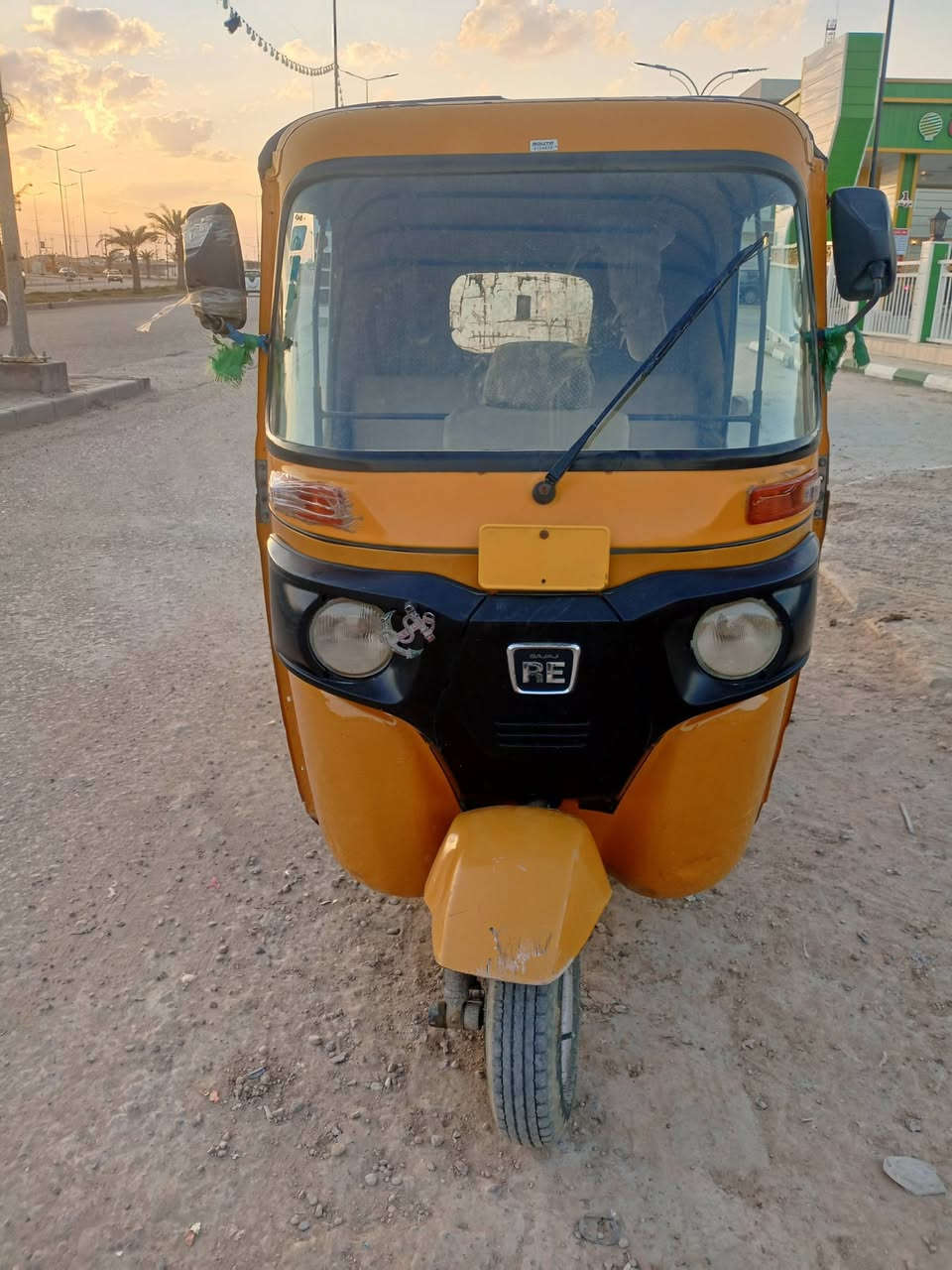 السلام عليكم تيك توك للبيع موديل 20 اوراق الوكيل شاكر سعر 5700 وبيها مجال بيها طقه بالصفحه ***********
