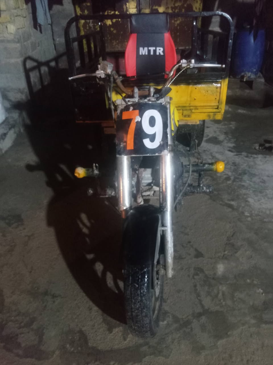 سلام عليكم ستوته متيار وراق البيع سعر 900وبيه مجال شي بصيط ***********
