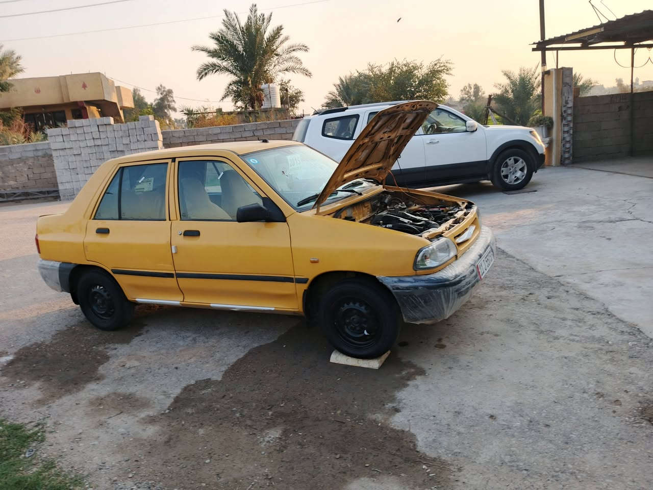 سلام عليكم شباب سايبة للبيع موديل2015 سيارة خير من الله جديدة بمعنى الكلمة برقي مامفتوح شرط تحويل للاستفسار ***********
