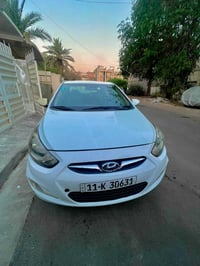 اكسنت خليجي مديل ١٥  ماشيه ٦٧ الف  فول مواصفات  بيها جاملخ بصف السايق ...