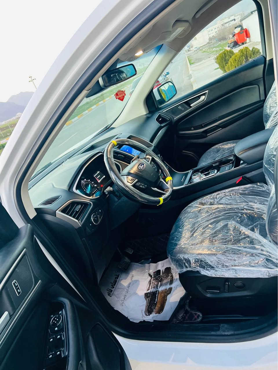 فؤرت ئيدج مؤديل ٢٠٢٠ مواسةفات selفول مواسةفات بةس پانؤراما نية كوشن جلد كوشن ئيتةر شاشة كةورة سئ گيج دةبل ئةكسل 4x4 شةغال كودي دةرگا جةندين مواسةفاتي تر دوجةملةغي پيشي بوياغة لوتي بؤنيتةكةي توزي pdr لةكةل روخي دةرگاي سةياق بي ناو سةنةوي تا ٢٠٢٧ مانكي ٩ تازةية تحويل و غةرامة بةشةرت گيرو مةكينة بةشةرت نةكراوةتةوة سةيارةكة مالي دؤستة سعري ١٥٨ گةلاو توزي مةجال *********** رانية, السليمانية
