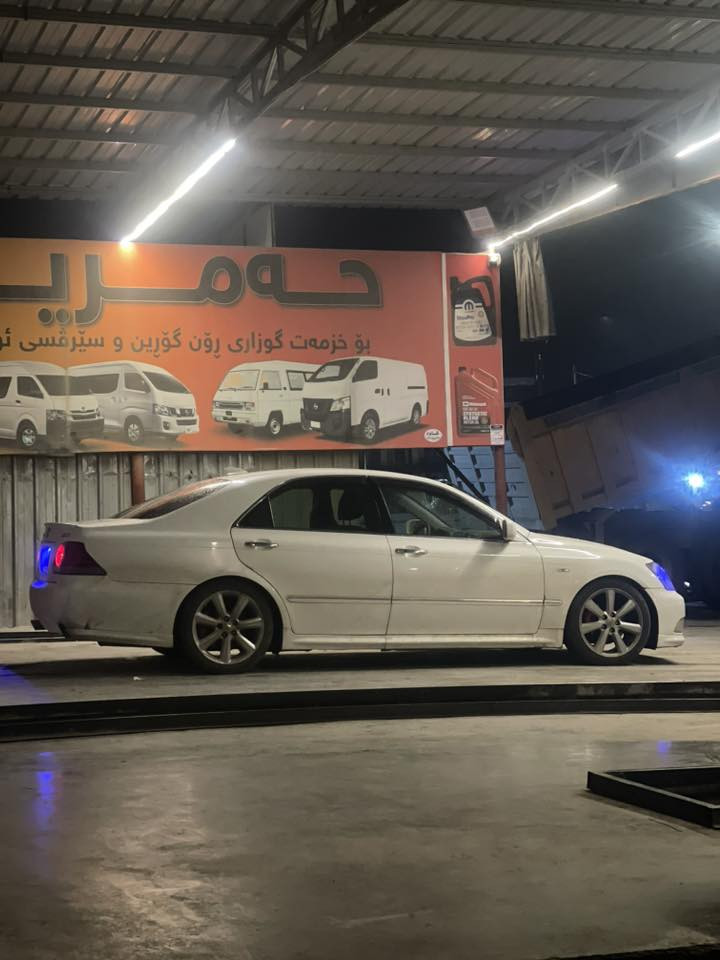 شەهینە بۆ فرۆشتن فول فول باس سلایت نیە  هەموو گەیانی بە شارت  شوین حاجیاوا راقم ***********
