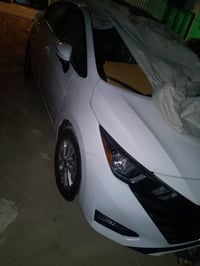 نيسان سني مكسيكي زيرو ماشية 133كيلو رقم بغداد الدولي باسمي حساسات خلفي...