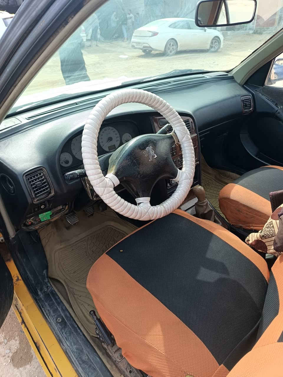 سلام عليكم بارس موديل موديل 2010 رقم نجف جير محرك كفاله حداديه وتخم تاير مكاني نجف  سعر 32 رقم الموبايل ***********
