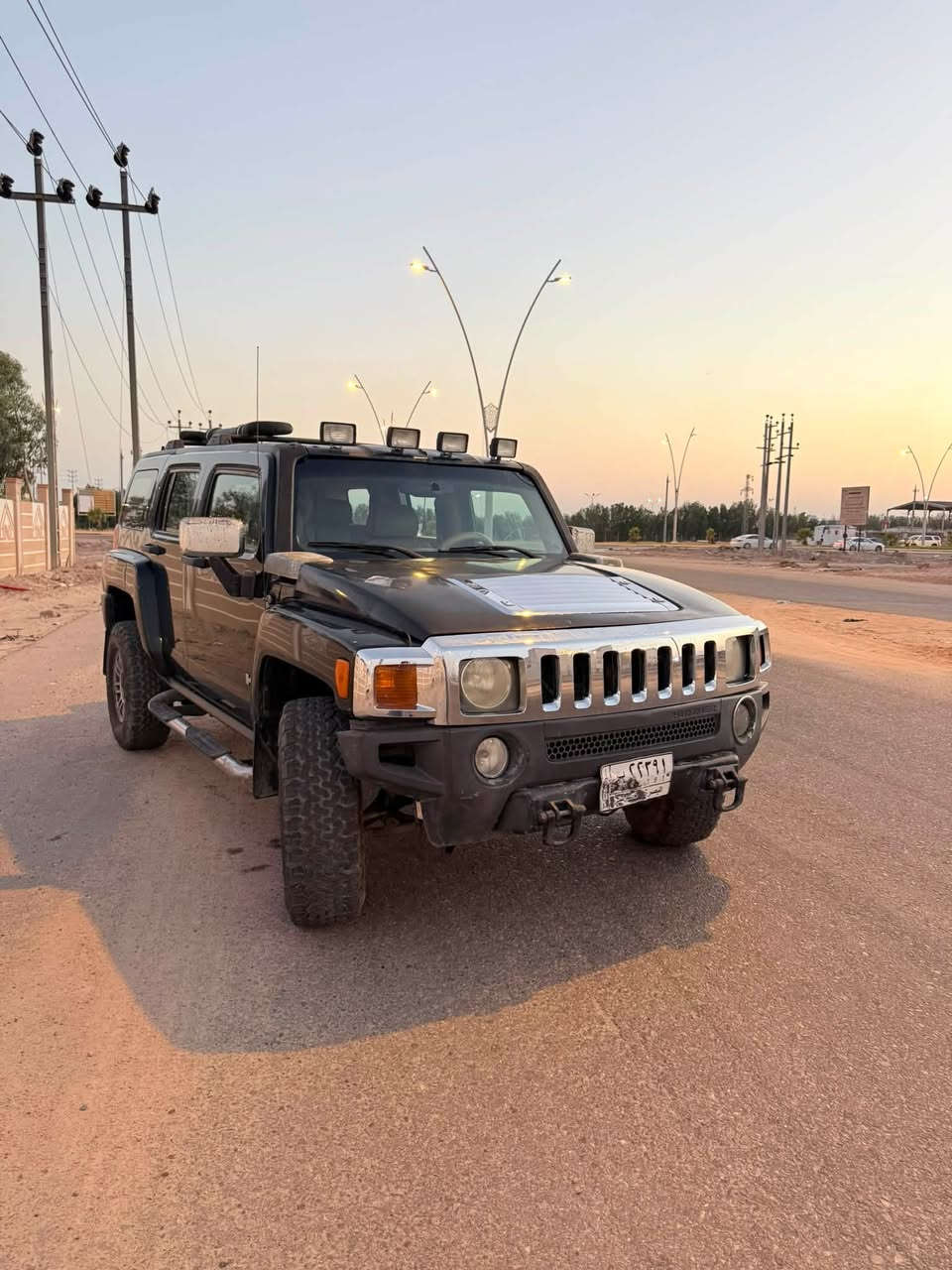 همر h3 للبيع او المراوس
سيارة همر h3 
موديل 2010
مكينه وكير 8 سلندر 5.3L
حادثها فقط بنيد ومصلح نفسه ما مبدل
تبريد شغال ثلج
ماشيه 150 الف كيلو 
تخم تاير جبلي جديد كامل
كهربائيات كامله شغاله
لايت منظومة زينون جديد 
جام كهربائي 
شاشة اندرويد كار بلي
السيارة فول مواصفات مع الفتحه
رقم بصرة مشروع وطني تحويل ثاني يوم
السيارة جاهزة وكامله بدون نقص ترايها من الفاو لزاخو 
بيها شلعه تخبل 
عنواني البصرة
السعر 105$ 
للتواصل ***********

