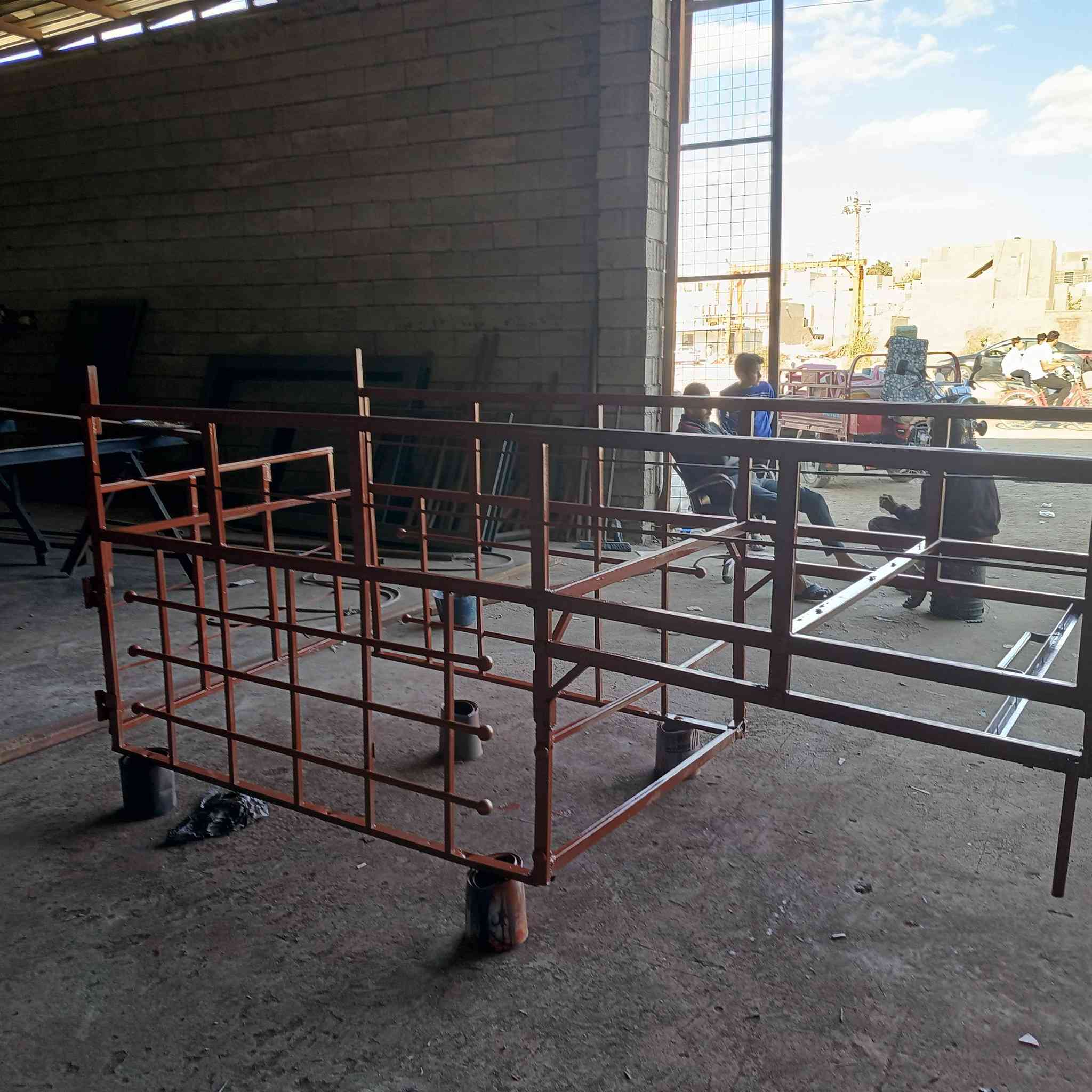 س
سلام عليكم محجل البيع مكاني الخمسه كيلو سعر 125وبيه مجال رقم الجهاز ***********
