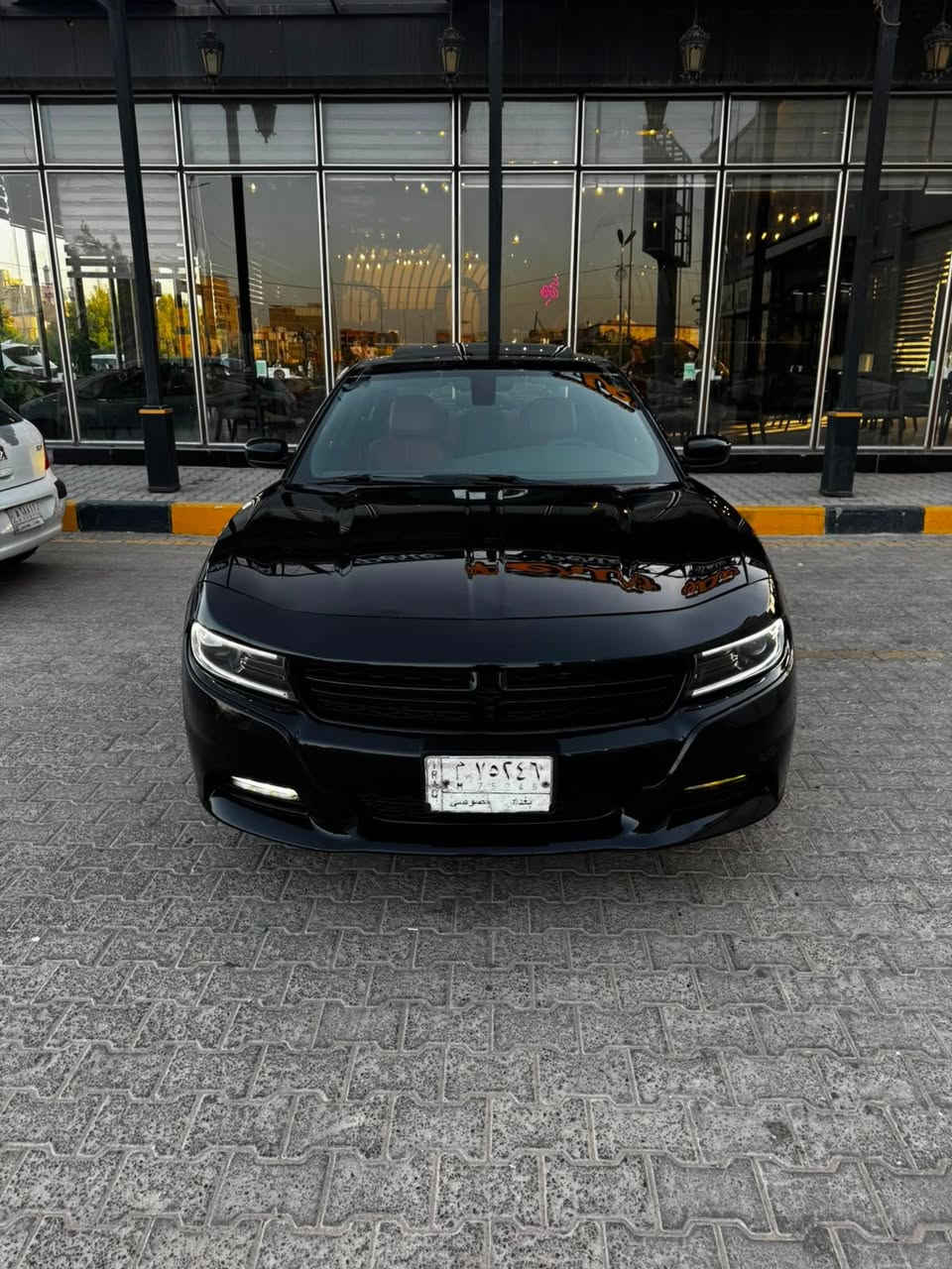 يالله السلام عليكم
للبيع جارجر 2015 وارد كندي SXT فول 1/1
سيارة طابة كلين تايتل بل عراق طخة بل بنيد فقط
باقي السيارة شرط الكفالة وسونار موضح
عليماً ( بدون اي دواخل سيارة )
محرك 6 سلندر  ( 3600 )
رقم بغداد مداور ثاني يوم
- مواصفات السيارة فول 1/1
- فتحة
- بصمة
- شاشة
- كامرة خلفية
- تبريد خلفي
- كشنات جلد
- كشنات تدفئة
- كشنات كهرباء
وباقي المواصفات المعروفة من لدات امامي خلفي
وزينون وحاطلها تخم تاير هستوني جديد
السعر 167 وبيها مجال بسيط
مكاني نجف
***********
