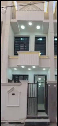 بيت للبيع مساحه ٥٠ متر بناء حديث درجه أولى طابقين تسليم مفتاح يحتوي عل...